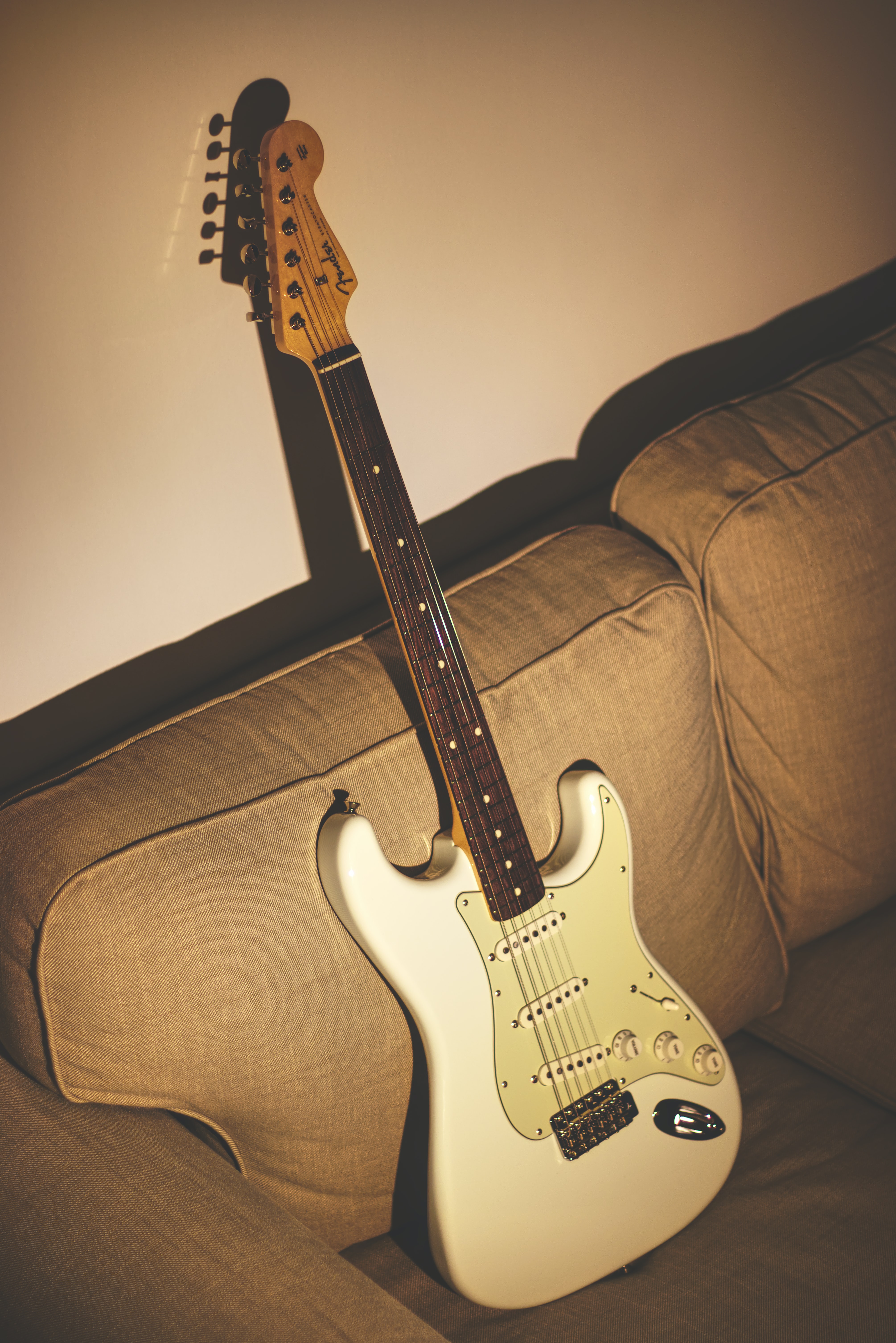 stratocaster blanca